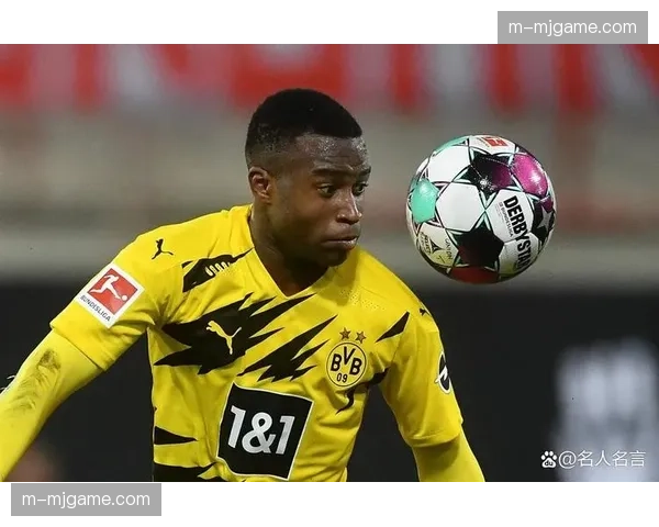 比赛第89分钟，穆科科替补登场抽射破门，多特蒙德2-1反超！