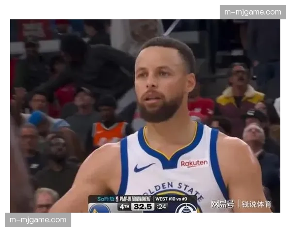 勇士126-121逆转快船，库里带伤砍下28分